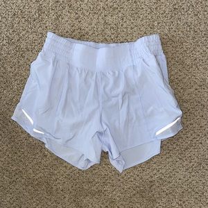 Lululemon Hotty Hot High-rise Lined Short 4” size 8